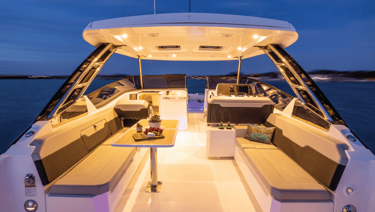 Mesa de comedor exterior del Aquila 32 Sport