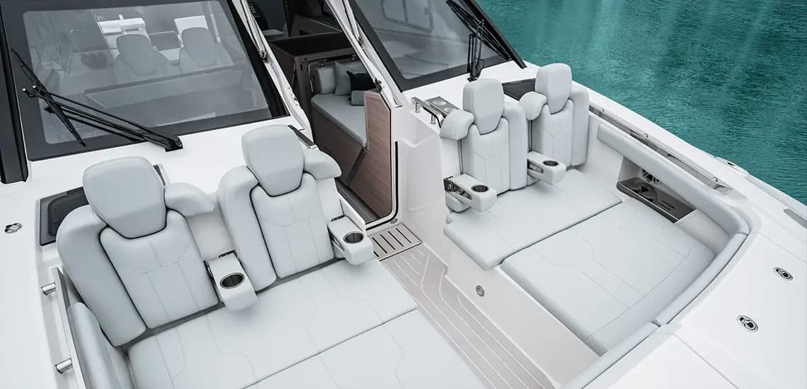 Bañera del Aquila 42 Coupe