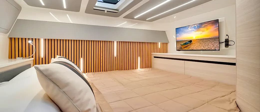 Camarote del Aquila 45 Sport