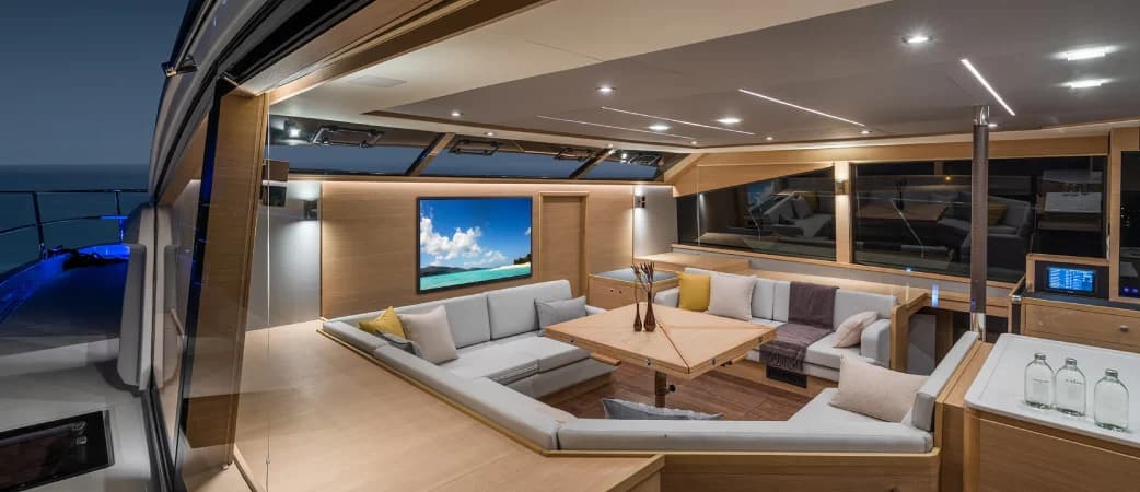 Salón del Aquila 54 Yacht