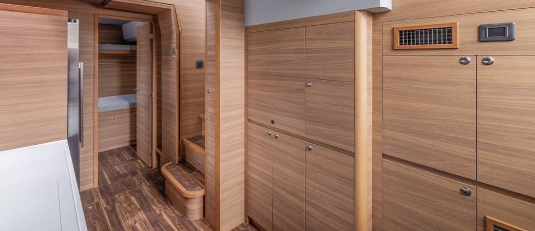 Detalle del equipamiento del Aquila 54 Yacht