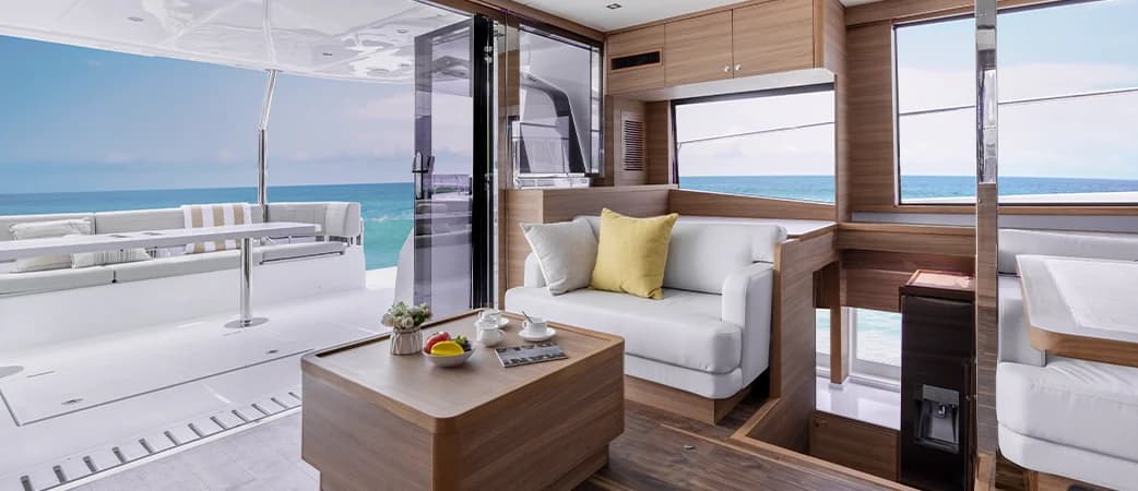 Salón del Aquila 54 Yacht