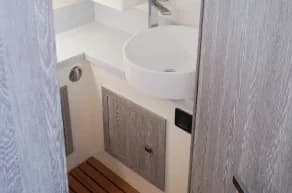Lavabo del baño independiente del Kumbra 34