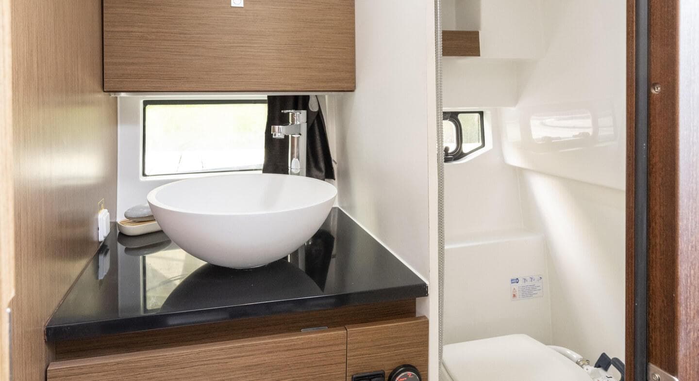 Beneteau Flyer 9 SUNdeck · 33