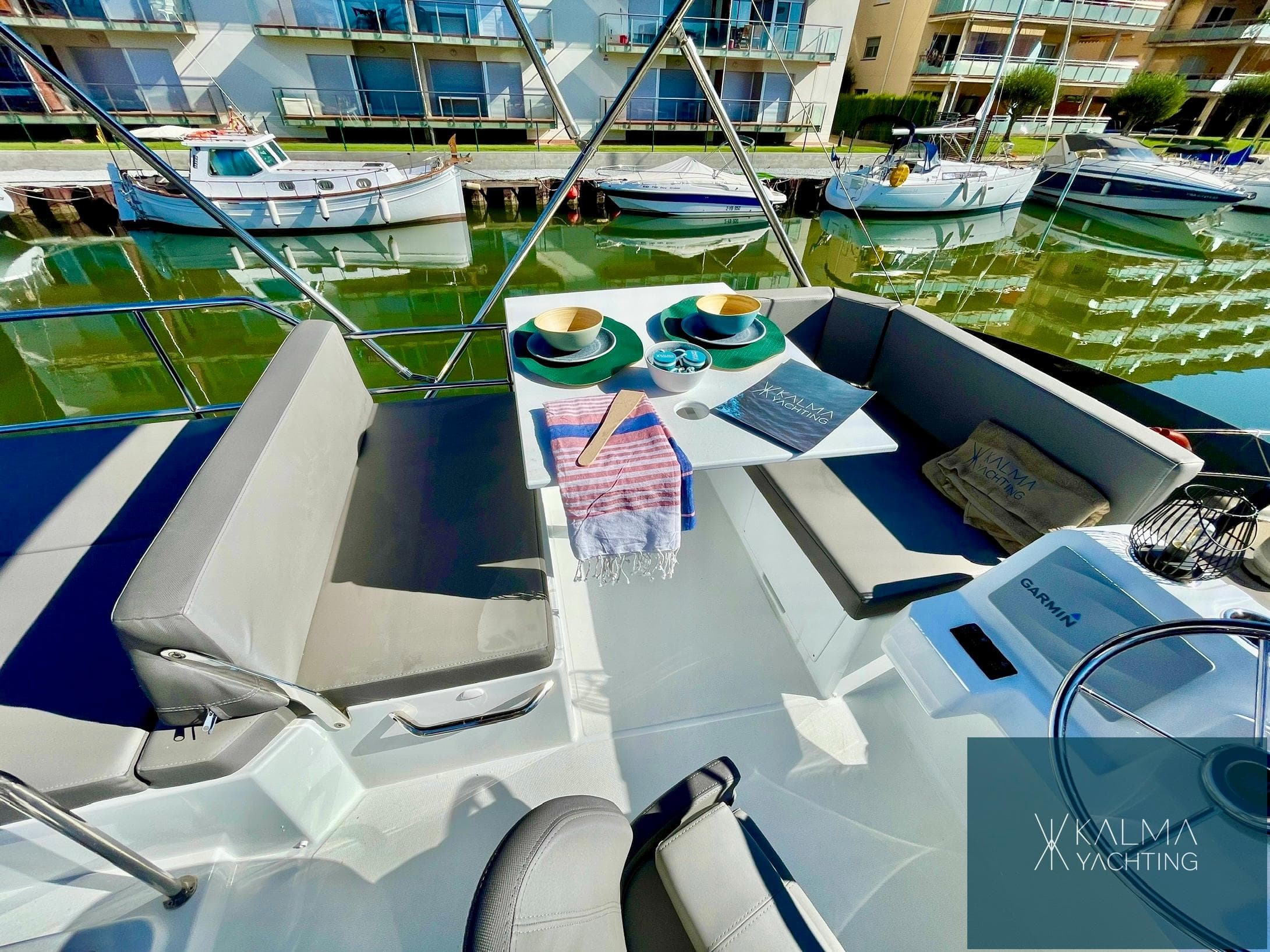 Beneteau Antares 11 Fly · 15