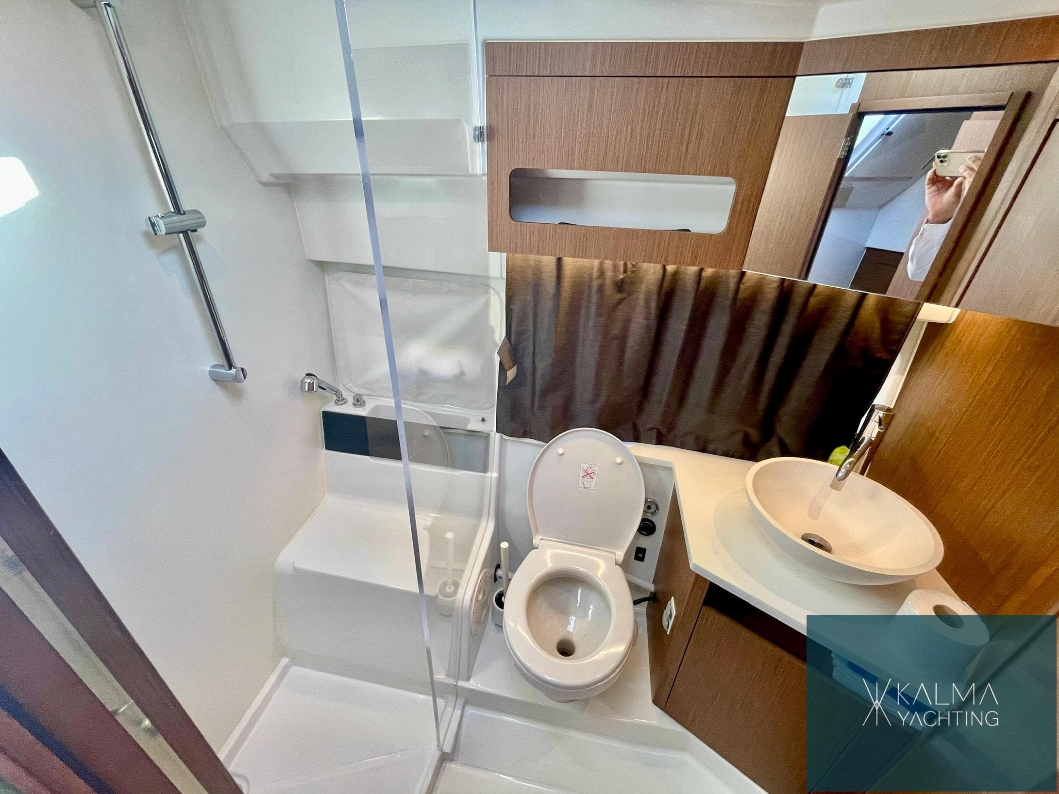 Beneteau Antares 11 Fly · 43