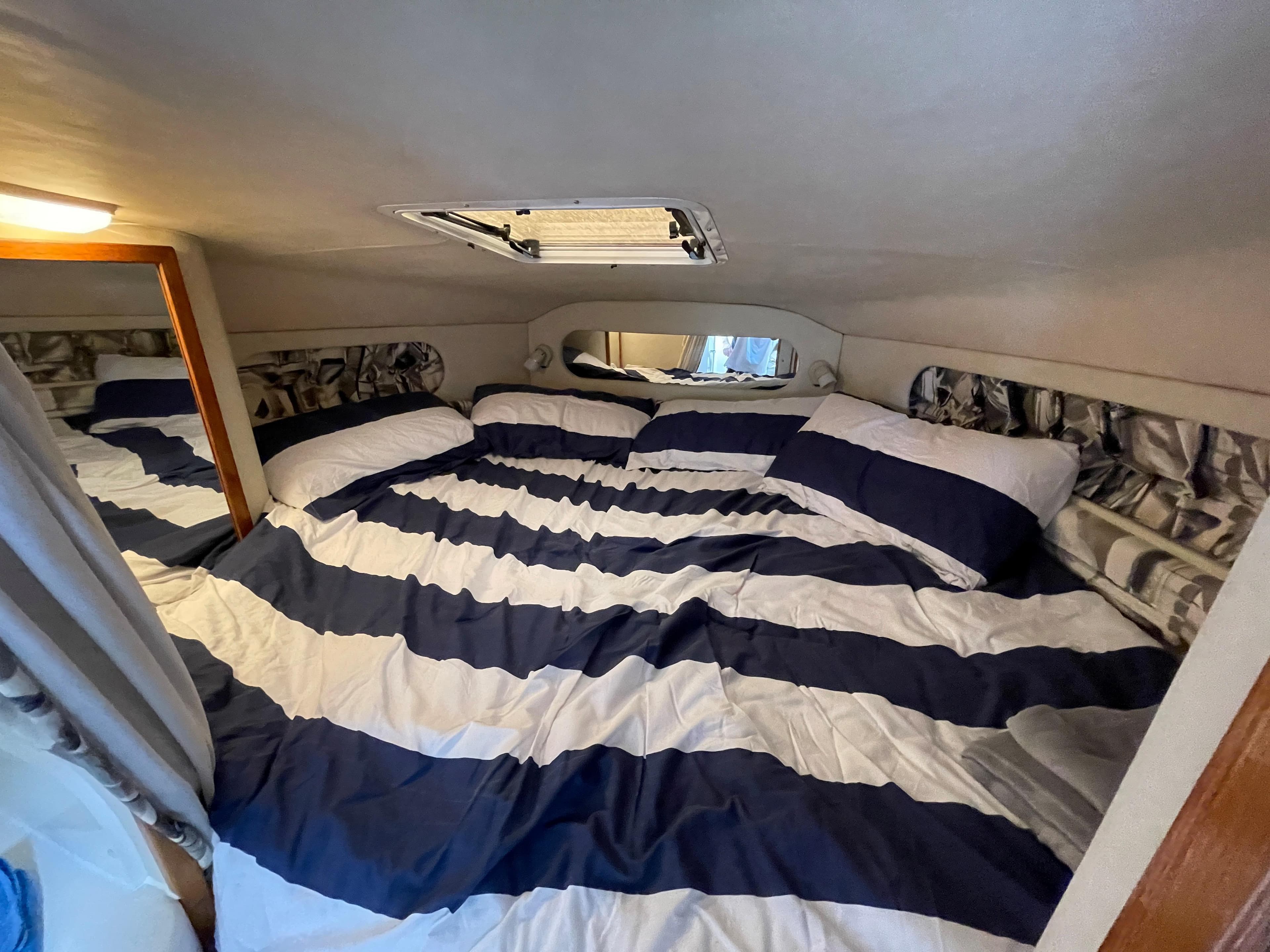 Sea Ray 290 Sundancer · 26