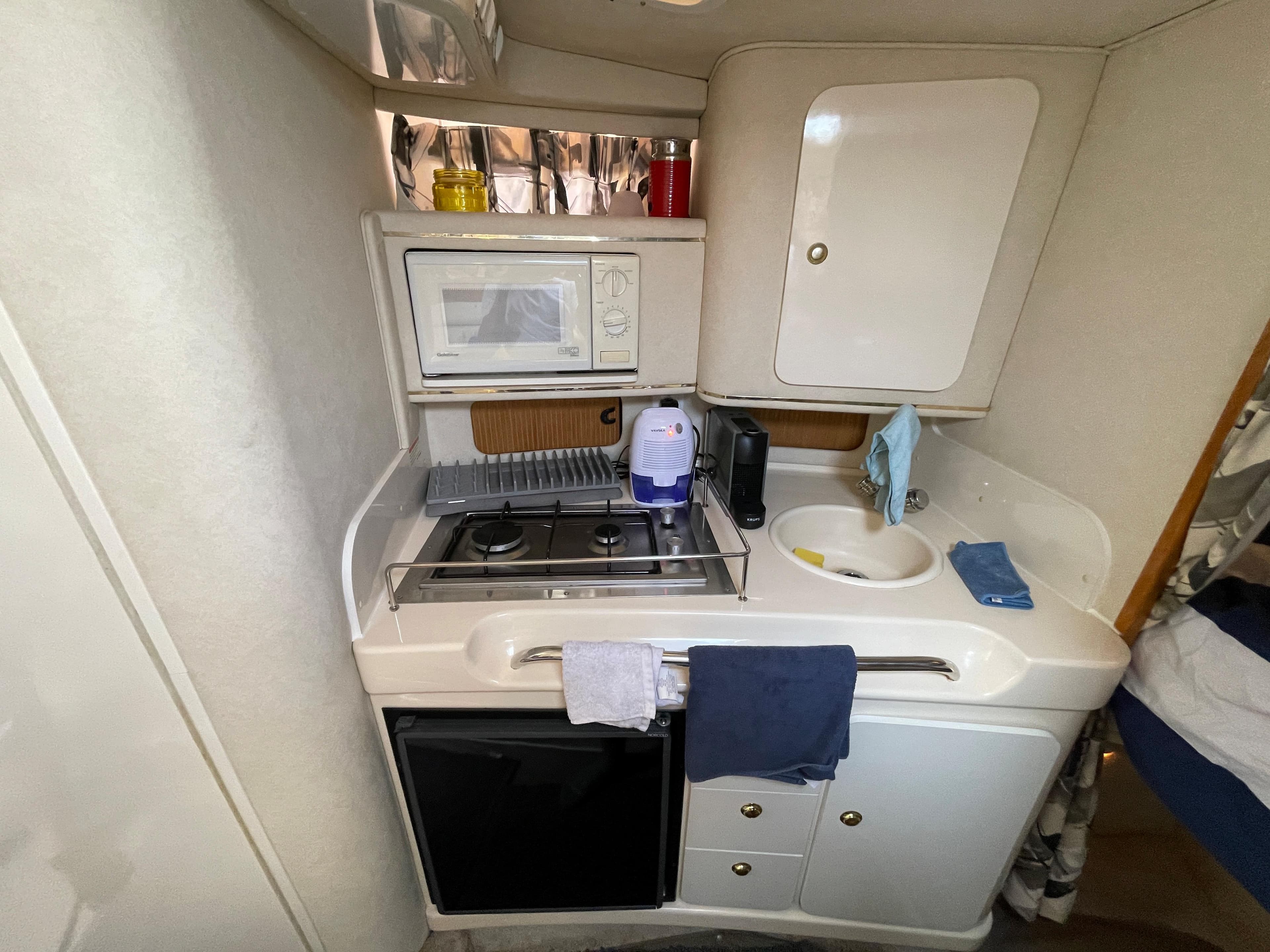 Sea Ray 290 Sundancer · 27