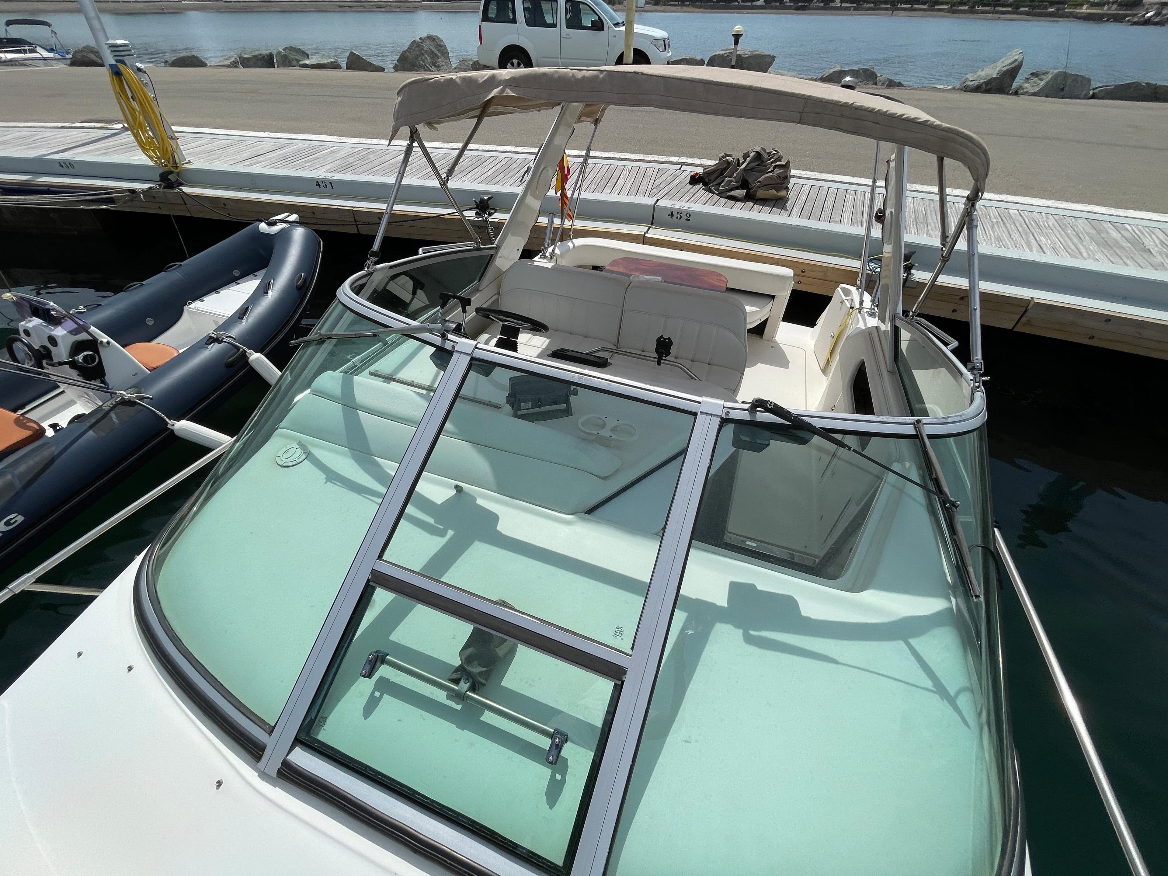 Sea Ray 290 Sundancer · 36