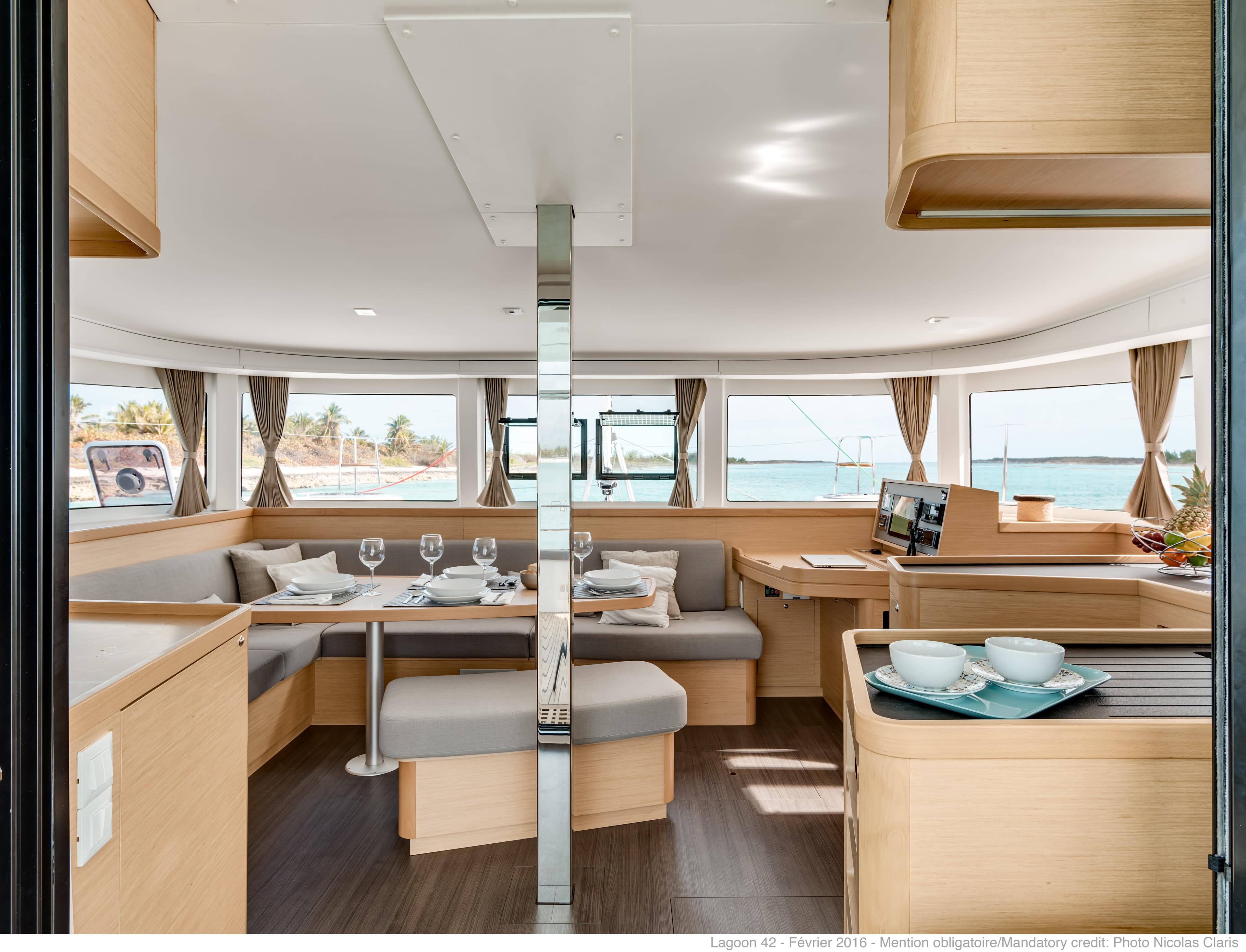Lagoon 42 · 22