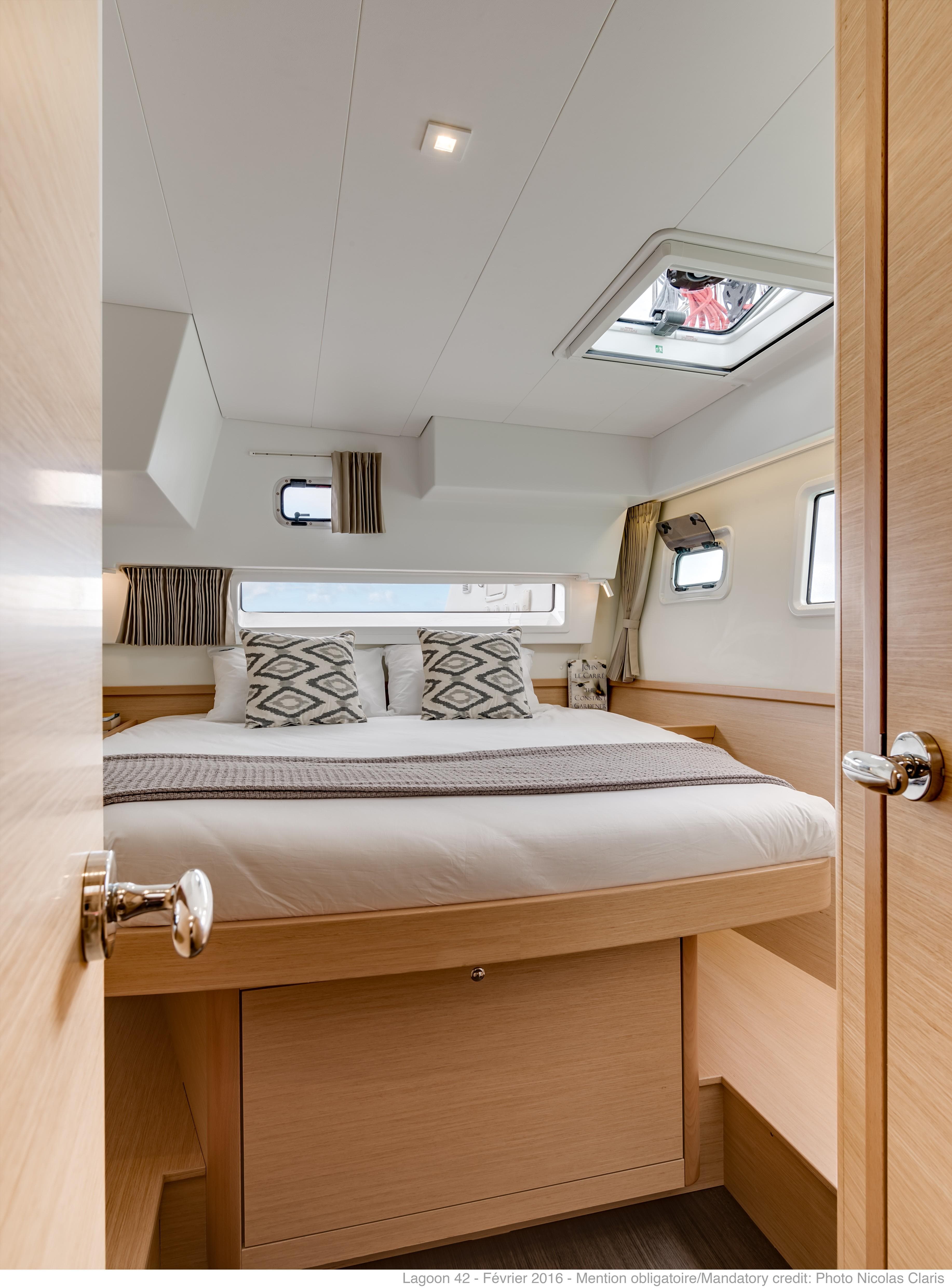 Lagoon 42 · 26