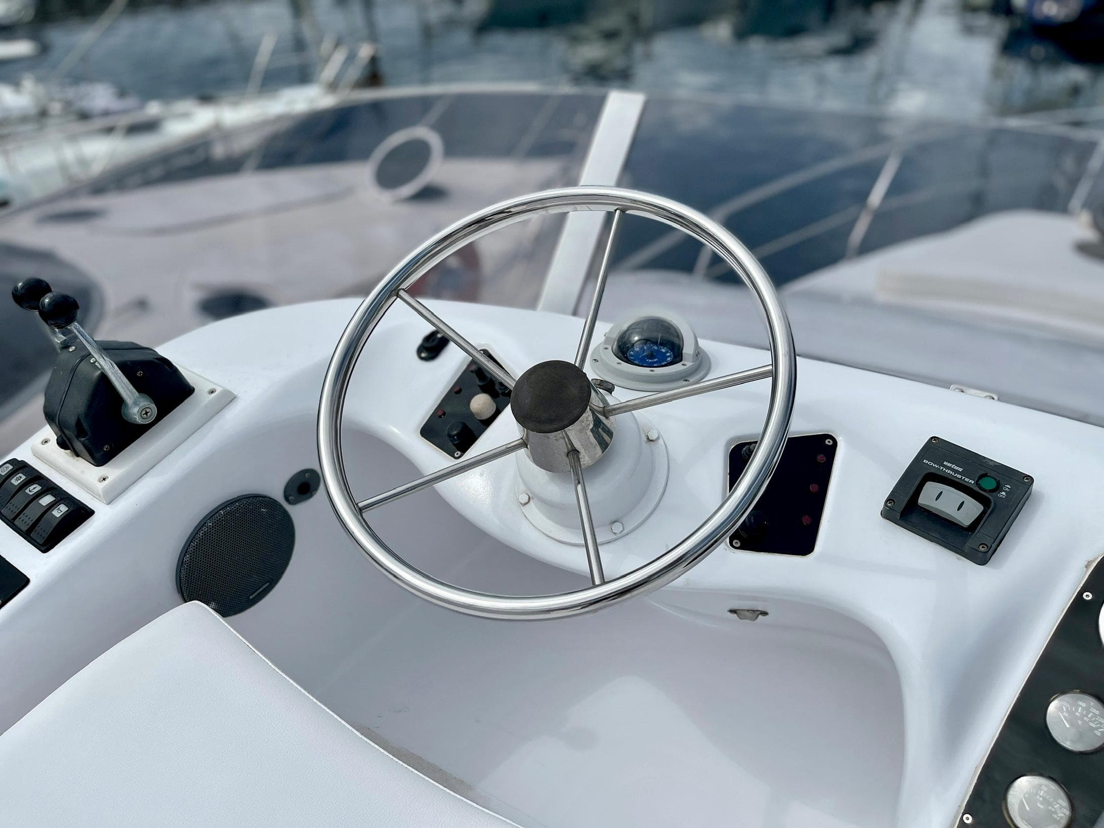 Genesis Boats 37 Flybridge · 22