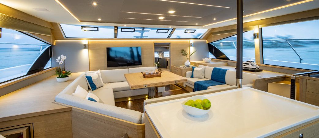 Salón del Aquila 54 Yacht